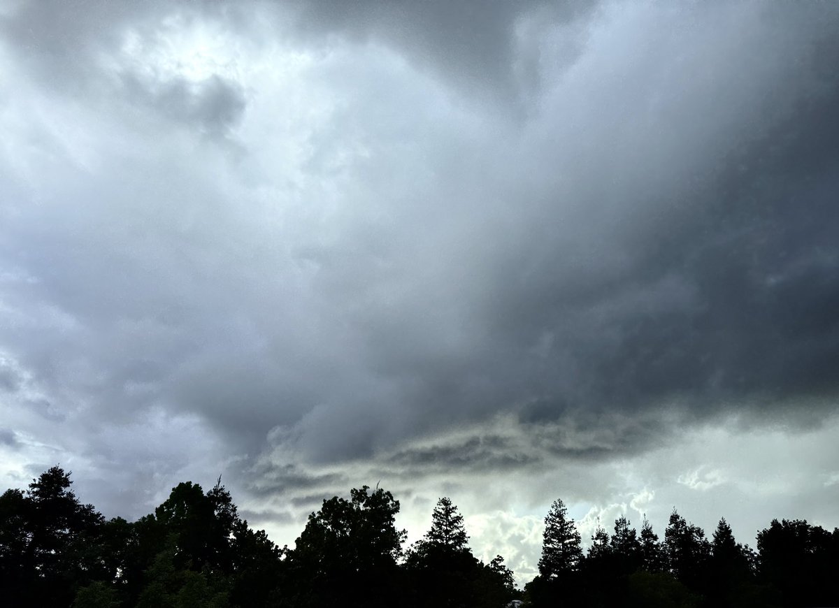 54stormywill54's tweet image. Driving thru an isolated shower along I-680 SB around Pleasanton, CA during our commute home. Numerous t-storms ongoing around the state as a low pressure area drifts inland. Drive safely! (4-21-2026) #CAwx #thunderstorms #BayArea #stormy #inTheRain
