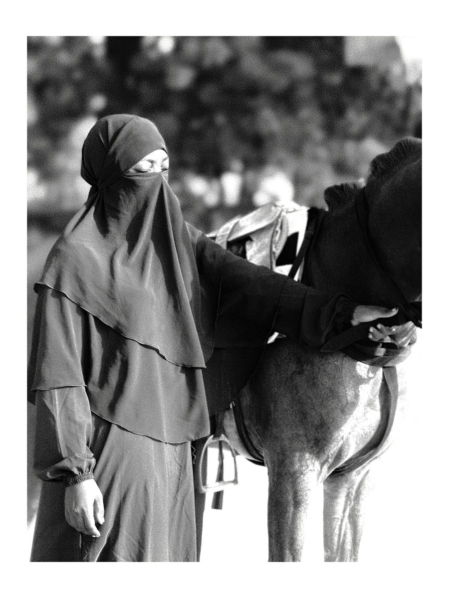 "Uncovered Entities: 26" is a visual odyssey celebrating self-expression among hijabi women. The series captures the delicate balance between cultural heritage and individual liberty, illustrating the profound social bonds formed through the art of the veil.