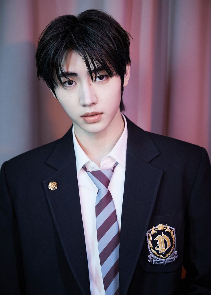 risa sevEN– tweet media