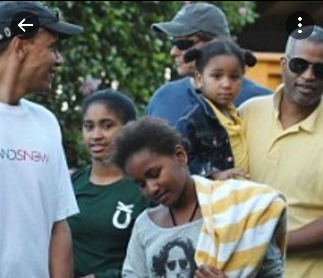 Mick Thompson tweet media