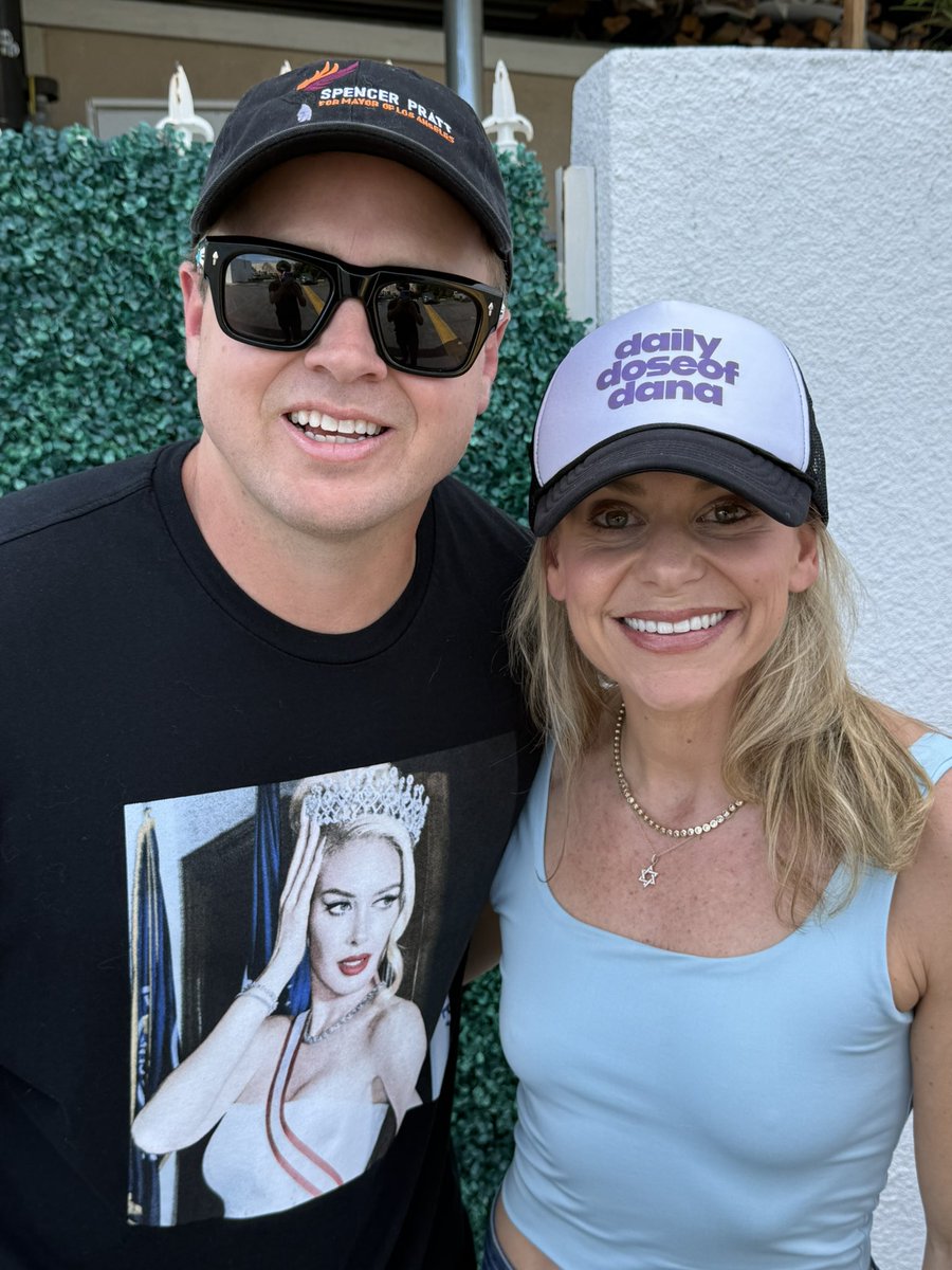 Dana Bowling - Daily Dose of Dana tweet media