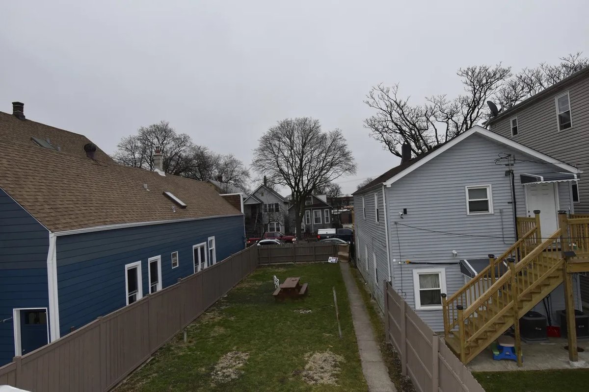 Midwest Antiquarian tweet media