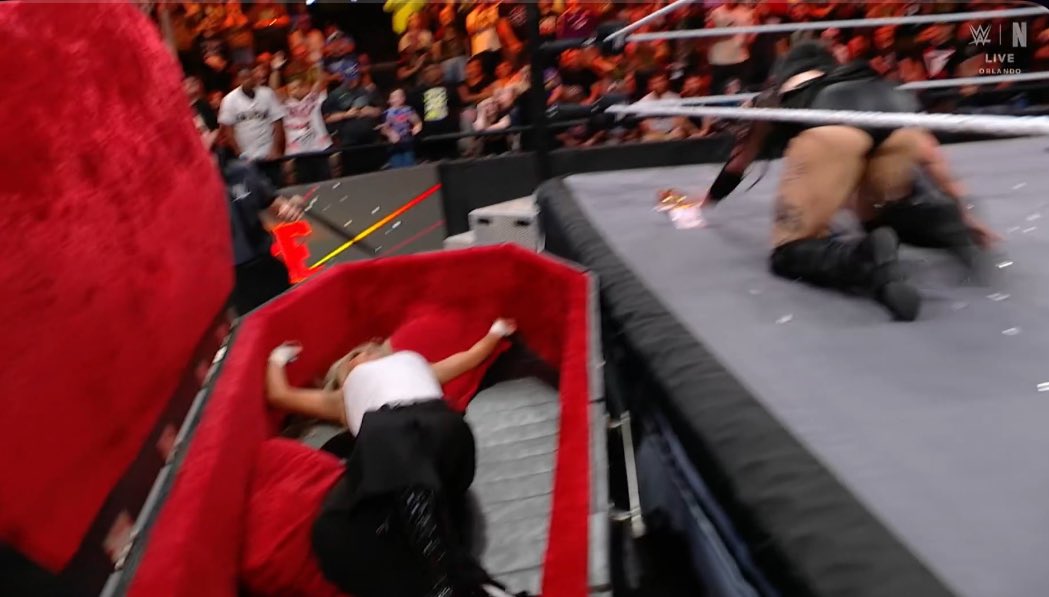 reigns_era's tweet image. Welcome to Smackdown, Blake Monroe.

 #WWENXT