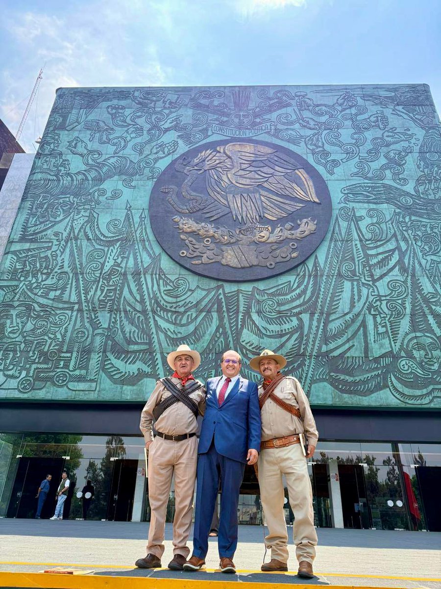 SomosJuarezNoti's tweet photo. #Estado | .- Impulsa la promoción turística y cultural de Parral a nivel nacional

Nota Completa: https://t.co/SDKkzBAlq8 https://t.co/qcP9Or1Rej