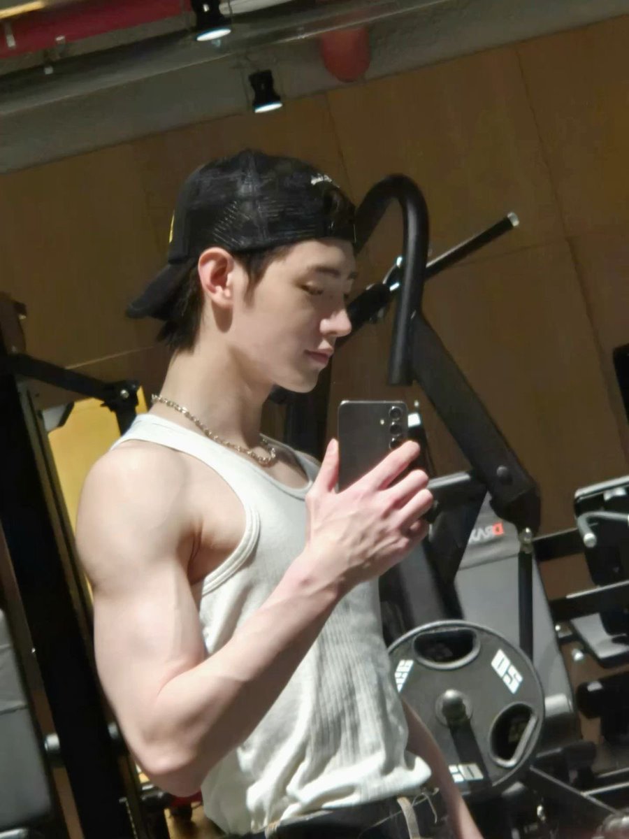 tofii | Enhypen is 7 tweet media