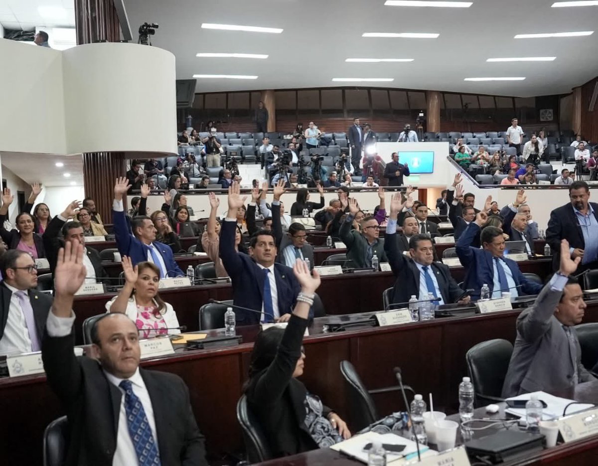 Congreso Nacional de Honduras tweet media