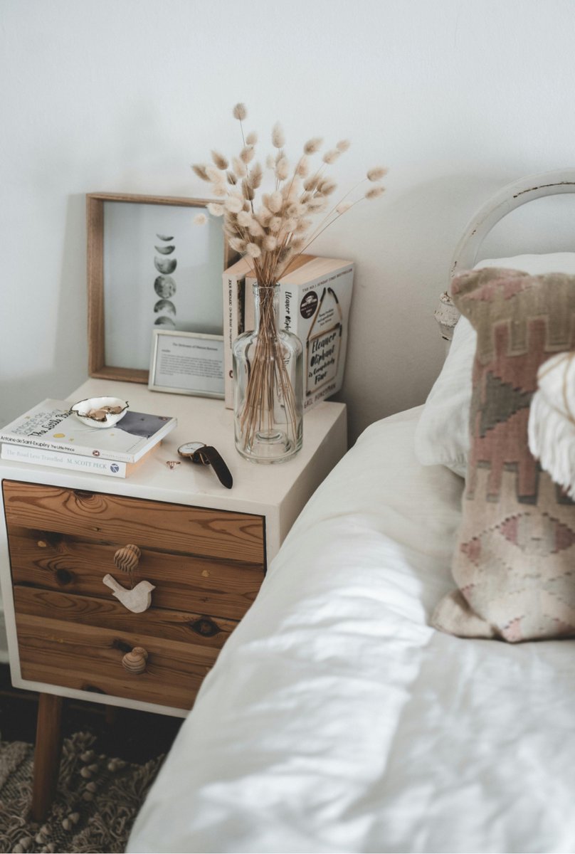 JoinRefugio's tweet image. This is the kind of space that just feels right.
Simple. Clean. Peaceful.
The kind of place you can actually unwind in after a long day.
Not everything has to be loud to feel like home.
👉 Would you live here? #refugioapp #roomrental #transitionalhousing #roomforrent #viralpost