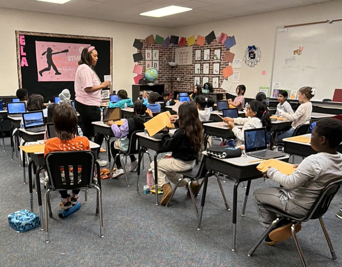 CVME_Huskies's tweet photo. Our hearts are FULL💙Our 3rd grade students took part in one of our favorite traditions, reading their good luck STAAR letters from their loved ones. Sweet reminders that they are loved, supported, and ready to shine! ✨ https://t.co/i9o6K5PRpZ