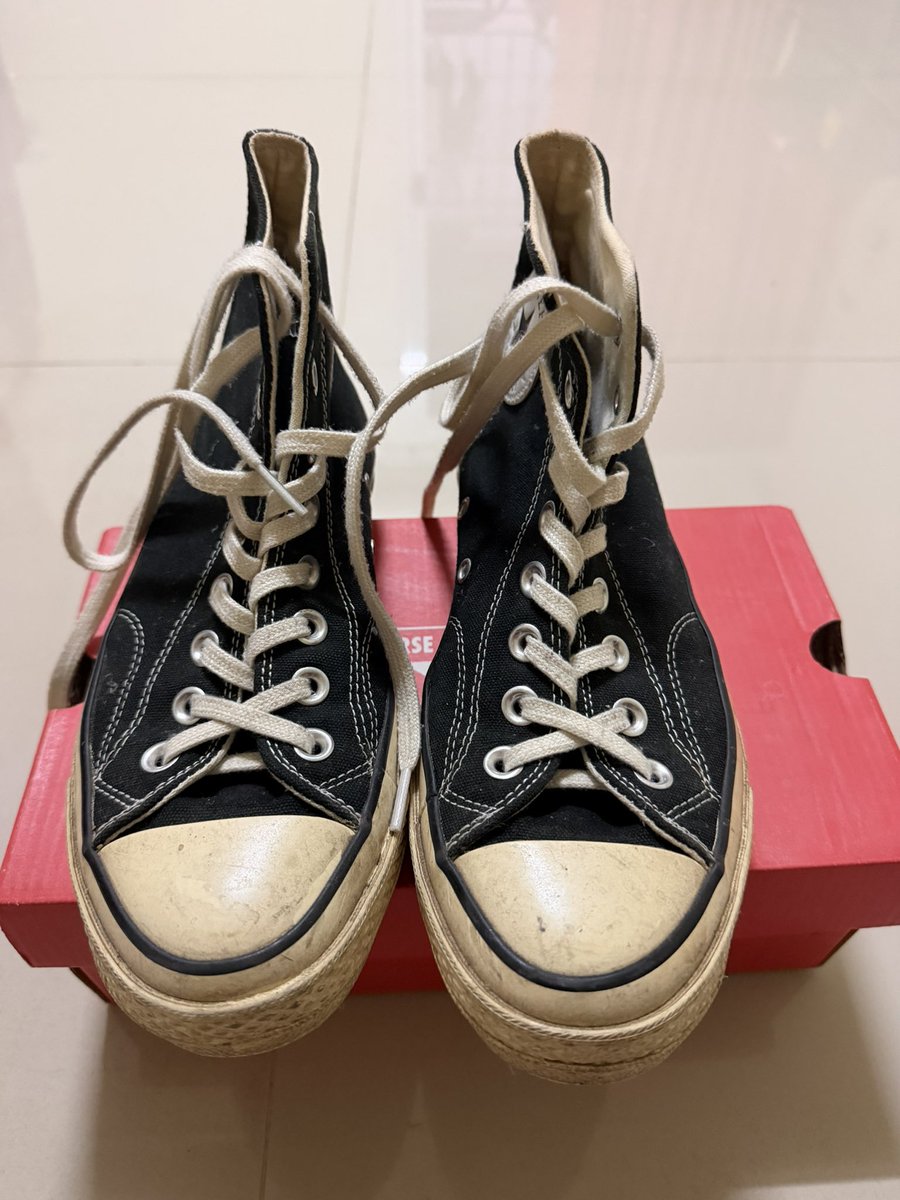 ammieiei1's tweet image. สอบถามได้น้า
Converse Chuck Taylor 70 ค่าบบ
 #ส่งต่อรองเท้ามือสอง #ส่งต่อราคาถูก 
#converse