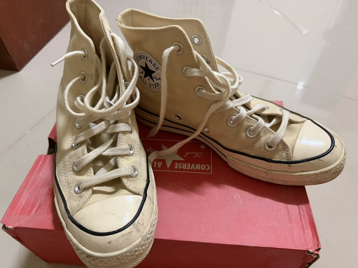ammieiei1's tweet image. สอบถามได้น้า
Converse Chuck Taylor 70 ค่าบบ
 #ส่งต่อรองเท้ามือสอง #ส่งต่อราคาถูก 
#converse