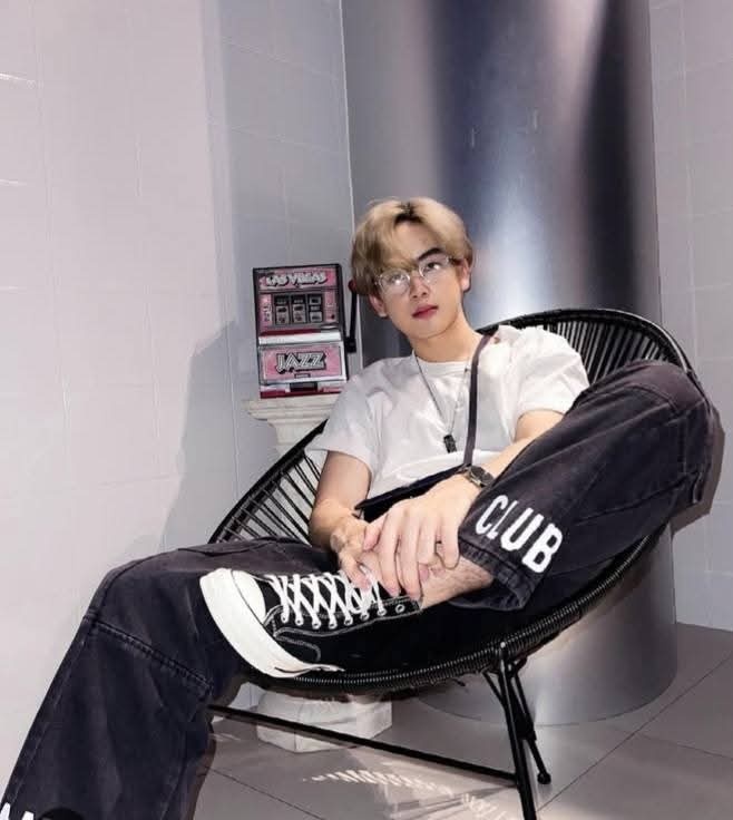 🍉ZtudiotoMo_Tang ✨สำรอง✨ tweet media