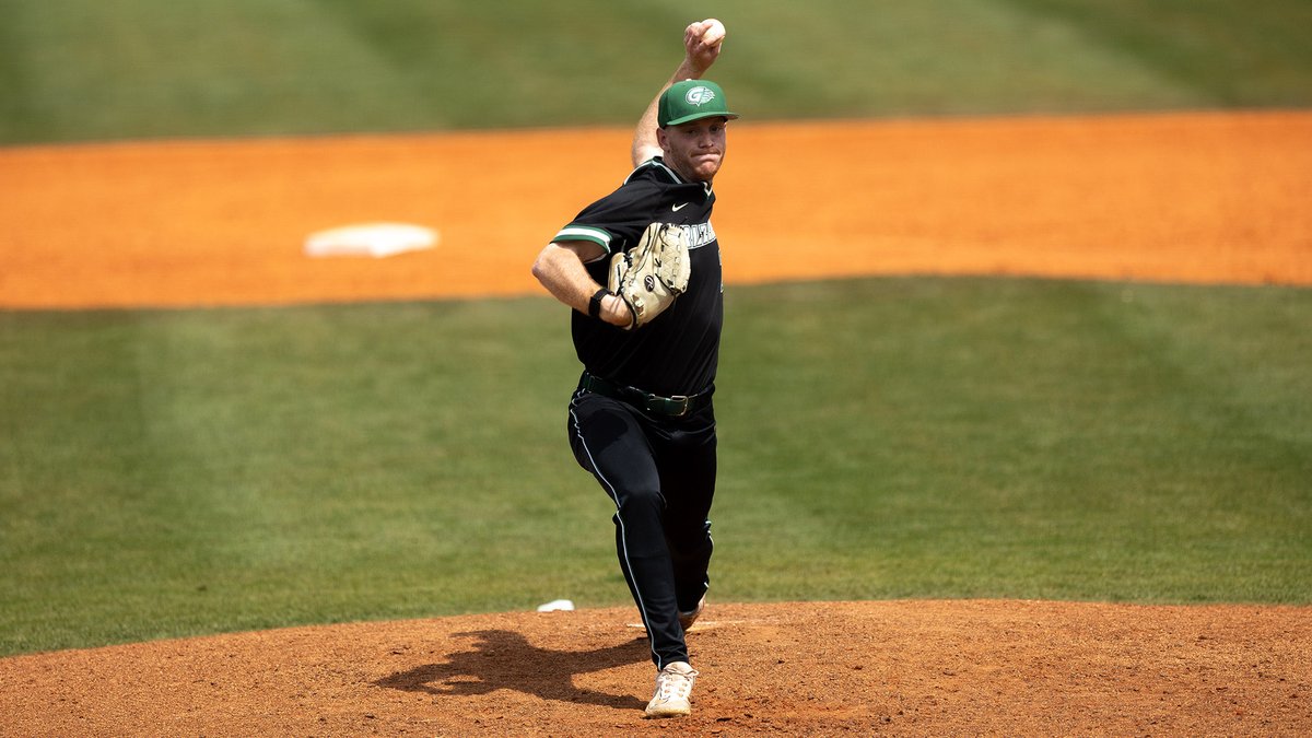 GGC_Baseball's tweet image. Baseball Drops Home Finale. Grizzlies conclude the home portion with a 23-3 record.

📰 - tinyurl.com/ycx3dh74

#ClawsOut