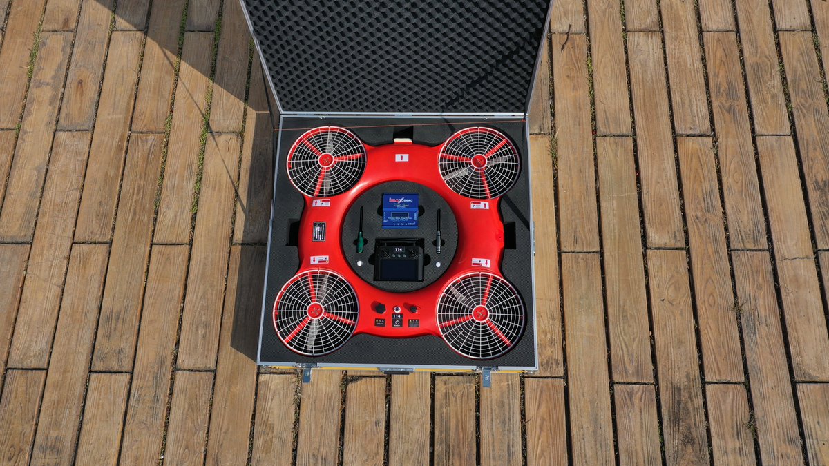 didiokrescue's tweet image. Every Second Matters on the Water :
JX-6A water rescue drone

#WaterRescue #RescueDrone #EmergencyResponse #PublicSafety #LifesavingEquipment