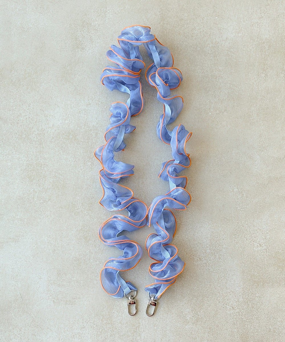 ＊NEW＊

オーガンジースマホショルダー
700円（税込770円）
palcloset.jp/display/item/2…

カラフルな配色のパイピングがコーデをおしゃれに🌷スマホだけでなく、ハンディファンや推し活のペンライトにもおすすめです◎

#3COINS