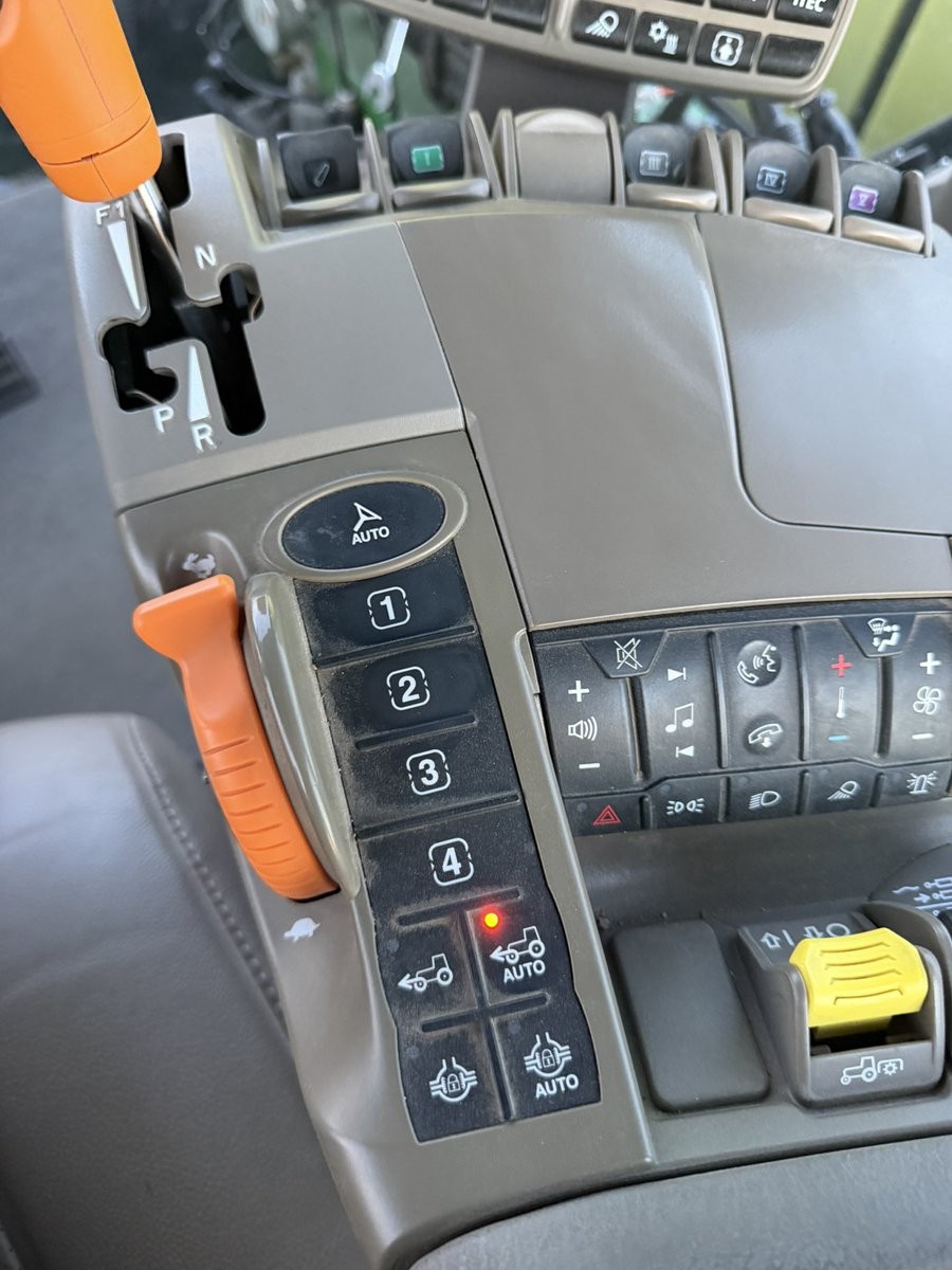 Laura Farms tweet media