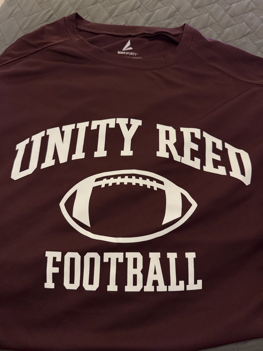 URLionsFB's tweet photo. For those putting in the work  even when it’s tough &amp; you make adjustments to be there will put on the pride of the Lions! Keep up the good work this is for you and don’t forget it takes 1 🧱 at a time‼️See you on Thursday in the weight room 5 PM! Let’s Gooo🔥🏆💪🏽🏈💯 https://t.co/RgmIiilFQE