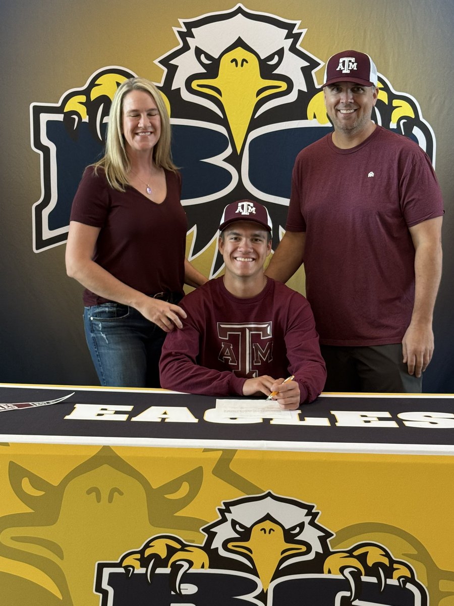 boulder_hs's tweet image. Bennet Forney announced his commitment to attend Texas A&amp;amp;M for Chemical Engineering .  Congratulations Bennet! #bchs41 #ClassOf2026