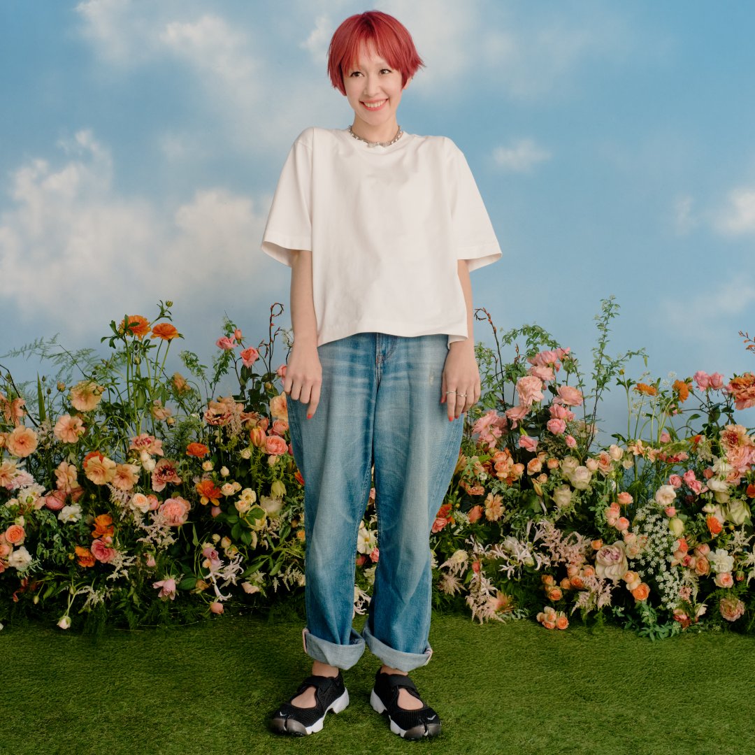 ABCMART_INFO's tweet image. つま先で魅せる、夏の定番。

シンプルなTシャツ×デニムに
NIKE AIR RIFTで軽やかな抜け感をプラス。

abc-mart.net/shop/e/e100068…

#nike #木村カエラ #airrift #エアリフト #abcmart