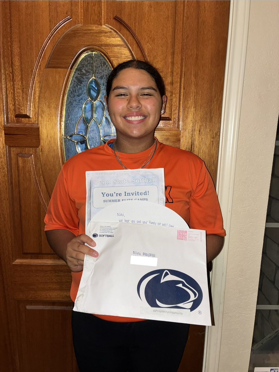 42nini42's tweet photo. Thank you @PennStateSB for the mail today! Cant wait to get out to Happy Valley this summer!!

@coach_crowell 
@ABaggetta 
@laurenfoster02 
@lexxx_20 
@Torres14u 
@MVP_512 
@terry_seneca https://t.co/dXgCDIaXU5