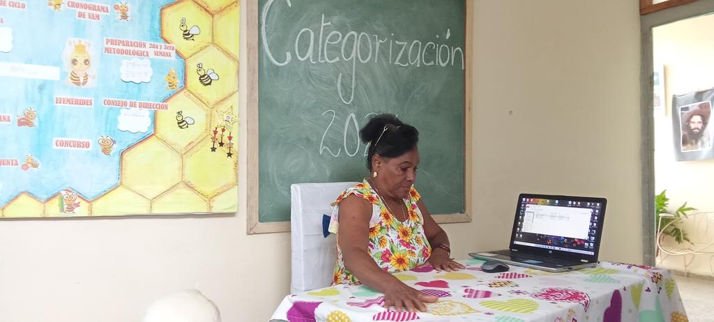 Proceso de Categorización Docente en Santo Domingo.Felicidades a todos los docentes por la calidad de las propuestas científicas presentadas <a href="/coralia_saez/">Coralia Ruiz Sàez</a>  :<a href="/Arochaelien1/">Subdirectora Municipal DME Santo Domingo VC</a>