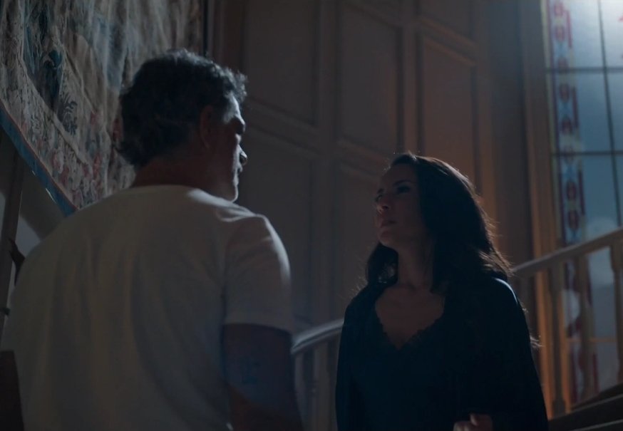 Claramente a Zenilda vai controlar completamente essa relação #TrêsGraças