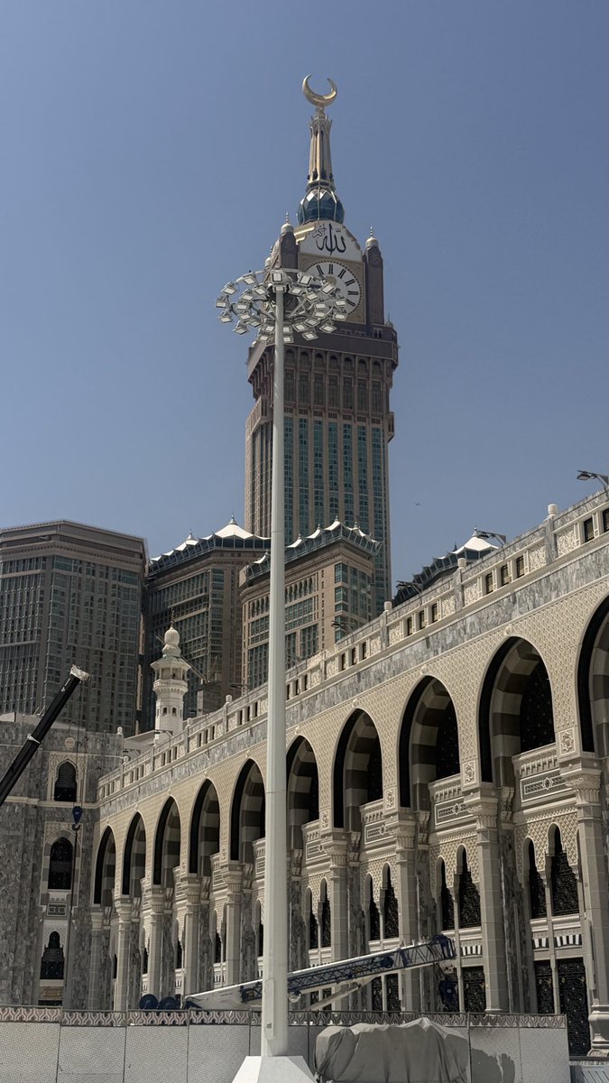 M مـاجـد tweet media
