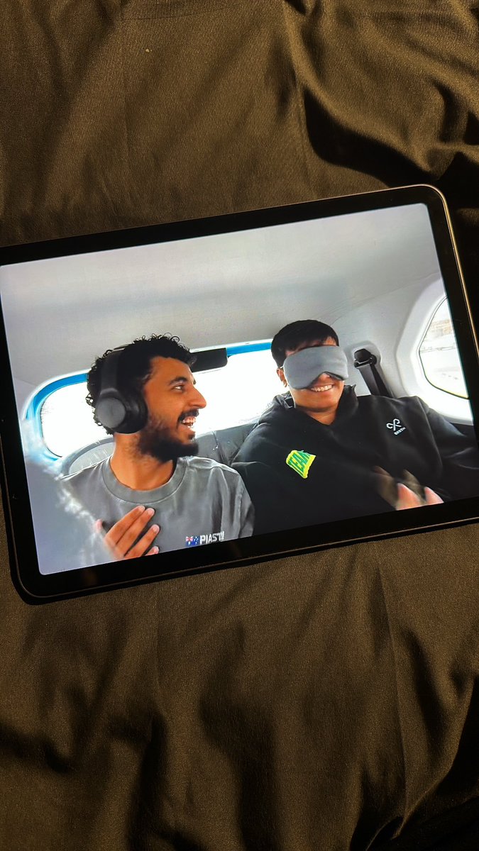 | Violet ⭐️² tweet media