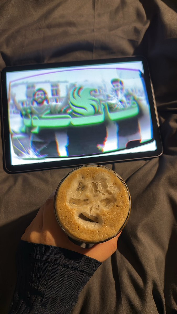 | Violet ⭐️² tweet media