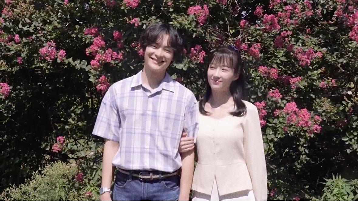 o3o_rookie's tweet photo. <허수아비> 송건희 - 서지혜
전작 조립식가족에서 소개팅에서 짧게 만남
80년대. 강성문고 책방 오빠 - 초등학교 성생님
소꿉친구이자 3년 사귄 안정형 커플
결혼을 앞뒀지만 곧 빠그러질 예정..

우리 모두 기범순영 하도록 하자 ◠‿◠ https://t.co/ahN0d8756O