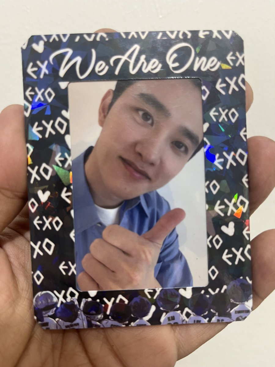 pyracus21's tweet photo. Exhorizon Pc holder ☺️ … baka gagawa kung may inch 😉 #kyungsoo #EXhOrizon #EXhOrizoninMANILA #Day1 https://t.co/nQULpSLUKU