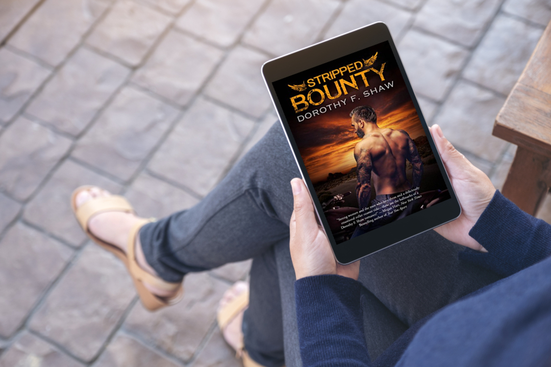 quotesrainsite's tweet image. He thought she was just another girl at the club, but Rosie is about to become the center of Badger’s world. Read “Stripped Bounty” now. #RomanticSuspense #AlphaHero  Buy Now --&amp;gt; allauthor.com/amazon/15107/