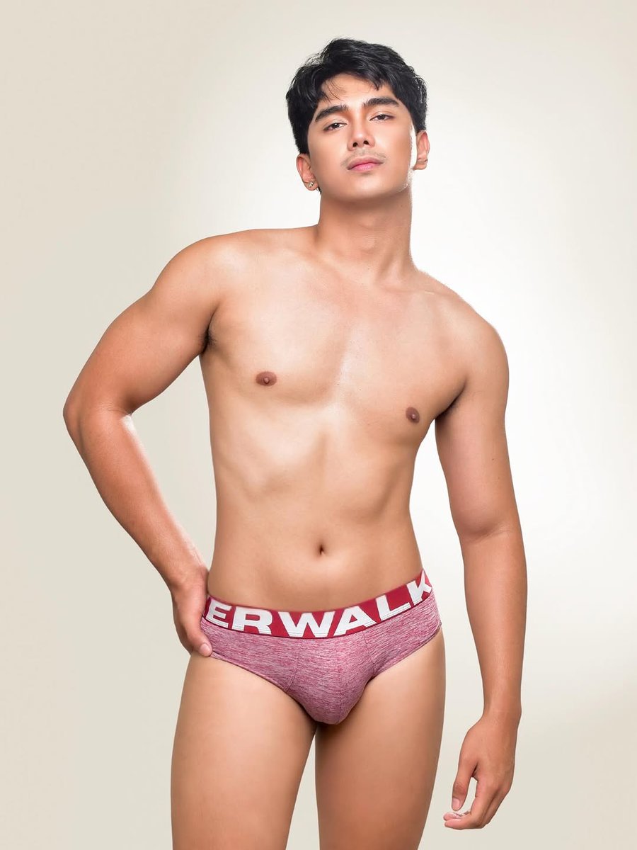 Phhotstuds's tweet image. Levo Gelo Senadan for Walker

#hunk #muscle #handsome #fitness #malemodel #men #abs #sexy #gym #hotmen #model #hot #fit #fitnessmodel #male #sexymen #hotguys #fitnessmotivation