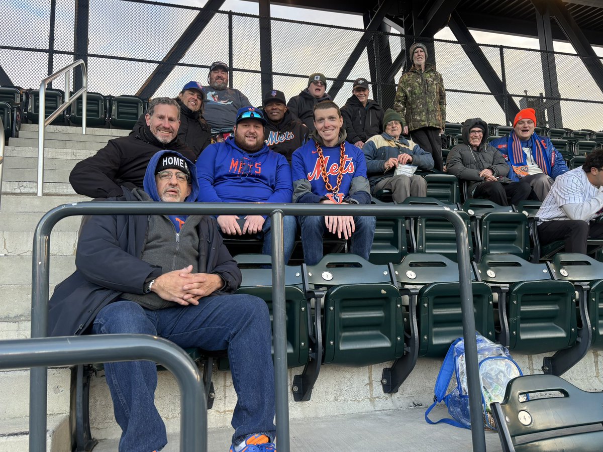 KingcougarMike's tweet photo. 10K➖4️⃣@velcrobaby @rstones199 @Always_Yangry @chiefstevfe_ @MLBBestBets #MLB 27 #NoPlaceLikeHere #LGM w @eddiesofficials @mmehan82 @theisinnyc @JohnnyKamen @QuarterRico @andys114ny @DavidGiwner @JohnFlynn97 @royaltytoursusa BigGameAl TommyBELT https://t.co/05yH3svCha