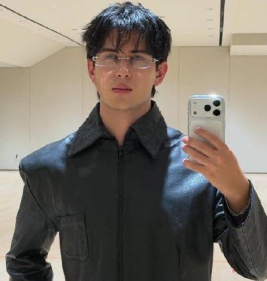 Asa Mitaka of shedtwt 🩵 tweet media