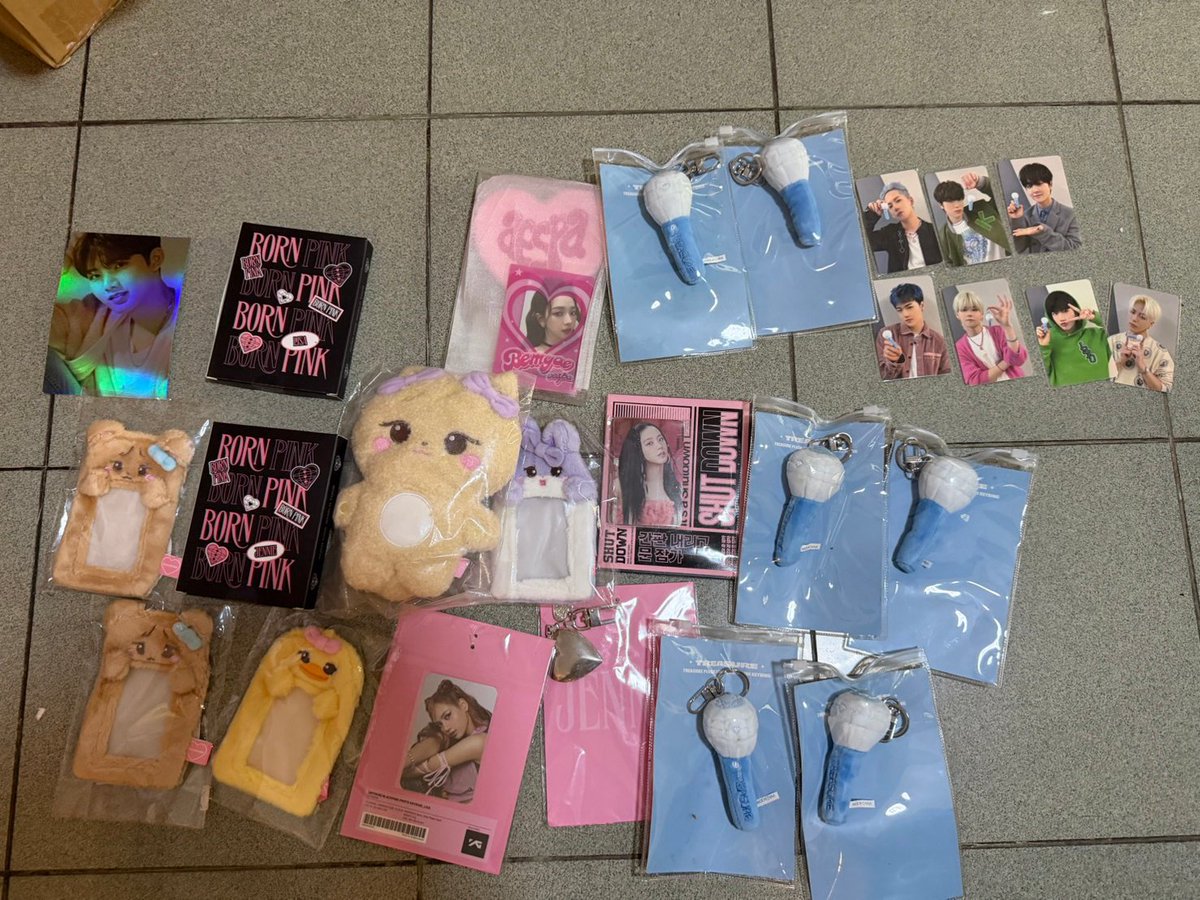 shopshopnumber1's tweet image. พร้อมส่ง #SALE BLACKPINK MDมีตามรูป

keyring +Photocard setสวยมาก
สอบถามได้เลยค่า
#ตลาดนัดเจนนี่ #ตลาดนัดjisoo #ตลาดนัดrose #ตลาดนัดjennie #ตลาดนัดบพ #ตลาดนัดblackpink #ตลาดนัดLisa #LALISA คิโนะ คิท #ANYMAxLISA #ตลาดนัดYG #ตลาดนัดtreasure