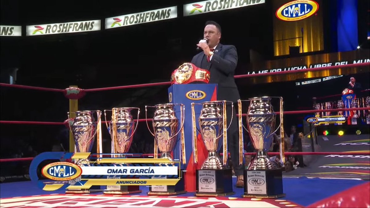 luchablog tweet media