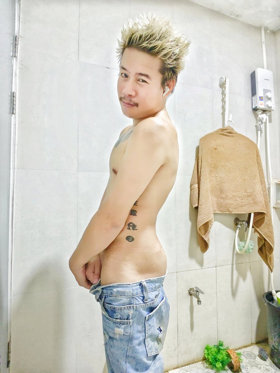 Pollga99 tweet media