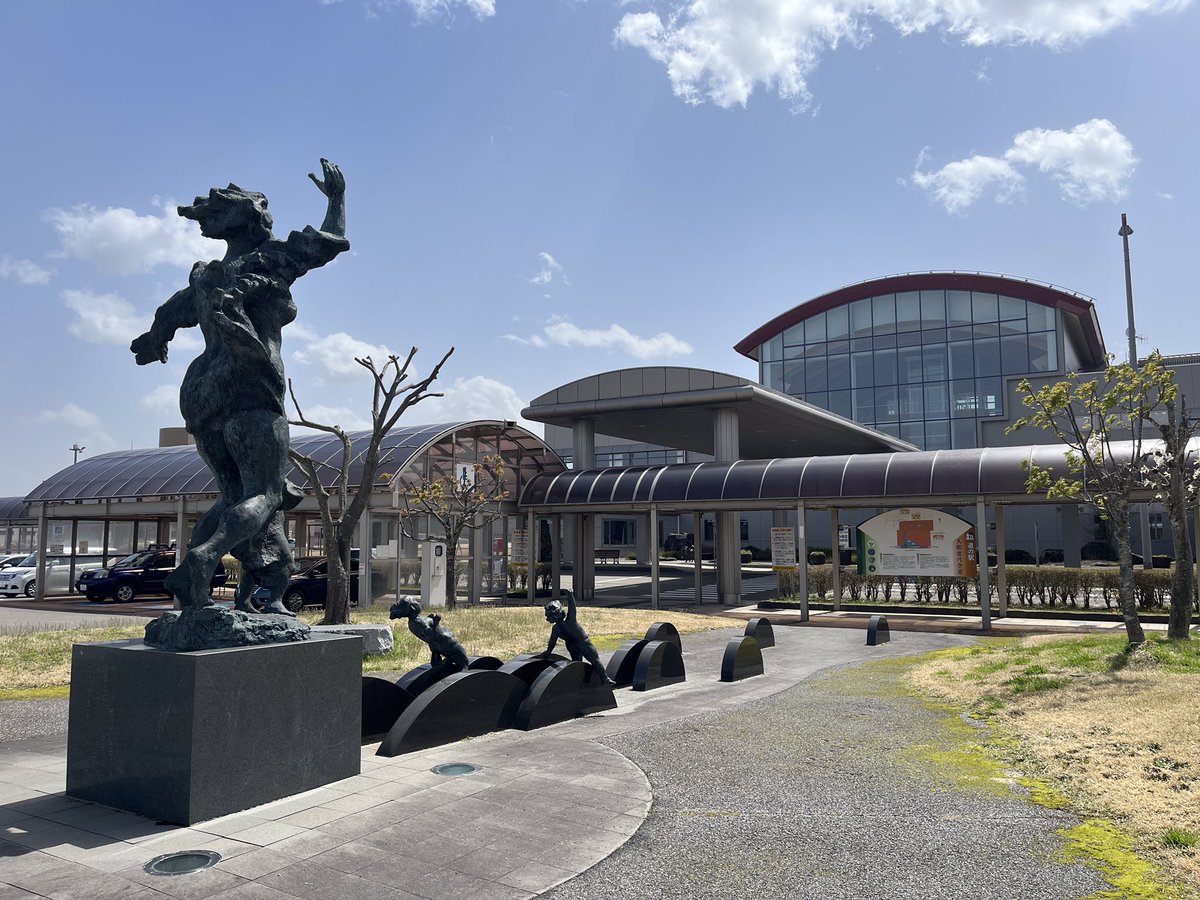 onj_airterminal's tweet photo. ✈️東京便、過去最多の198,483人‼️

令和7年度のANA大館能代-東京羽田線の利用者は、前年度より3,828人増えて、過去最多の前年度実績を更新しました。FDAチャーター便(4便138人)を合わせた利用者は198,621人です。今後とも大館能代空港のご利用をお願いいたします。

#ana #akita #秋田県 #大館能代空港 https://t.co/2m8nueLXAK