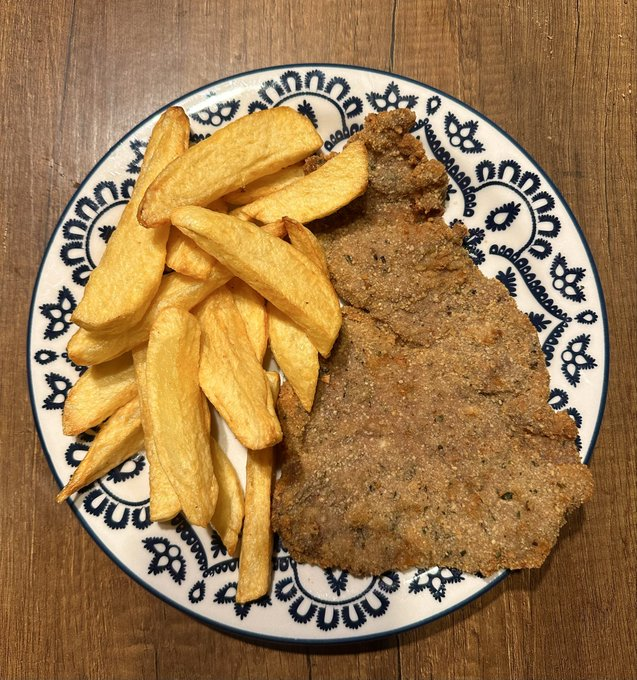 The Milanesa Every Day. tweet media