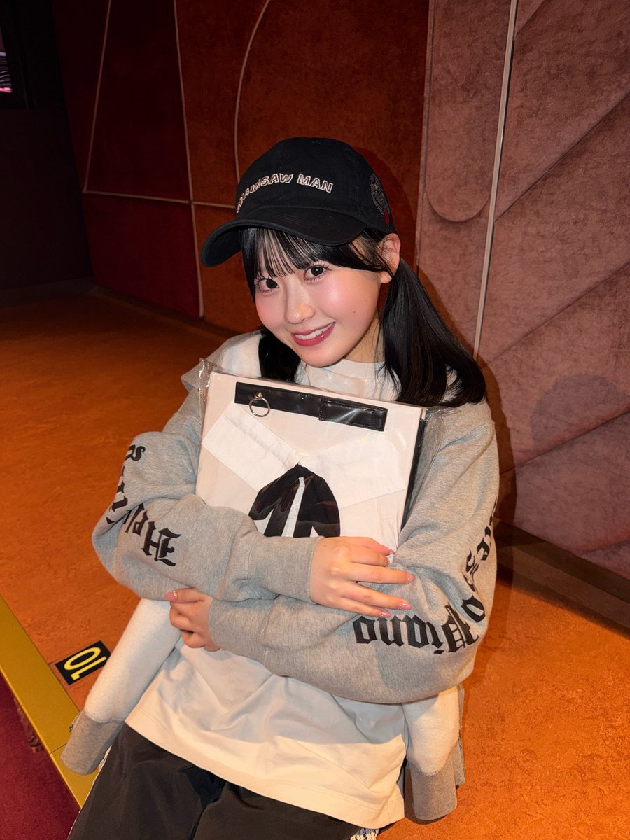 Hotechann1201's tweet photo. 無事皆さんからの頂いた��祝いメッセージが本人に届き��した。

これにて2025年布袋百椛生誕実行委員会
の活動を終了します。

これからも引き続きAKB48と布袋百椛さんの応援をよろしくお願いします。

#2025布袋百椛生誕実行委員会 https://t.co/TpS2VeZmlI
