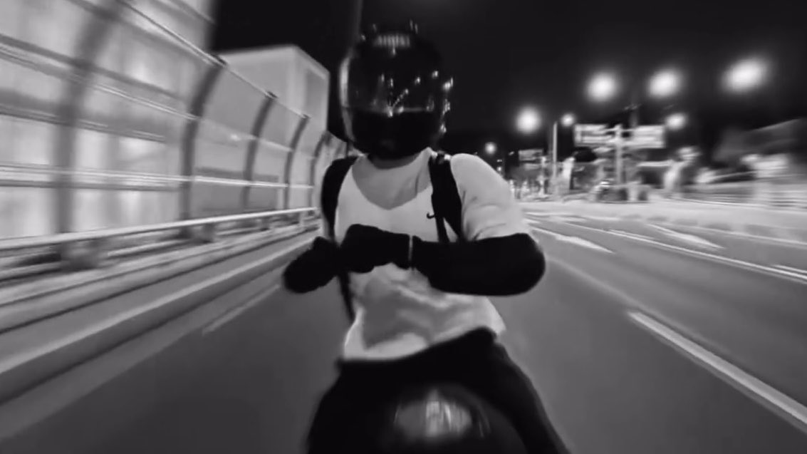 𝑽𝒆 🪭 tweet media