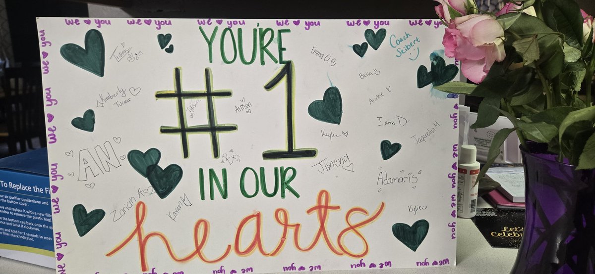 hrsmith78's tweet photo. Thank you for recognizing me @perryweather.  I am honored to have been in the top 10 with some other amazing Athletic Trainers. I win everyday that I go to "work". https://t.co/4Yq0o7Cx57
