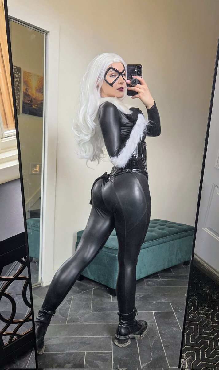 Luxlo 🦋 tweet media