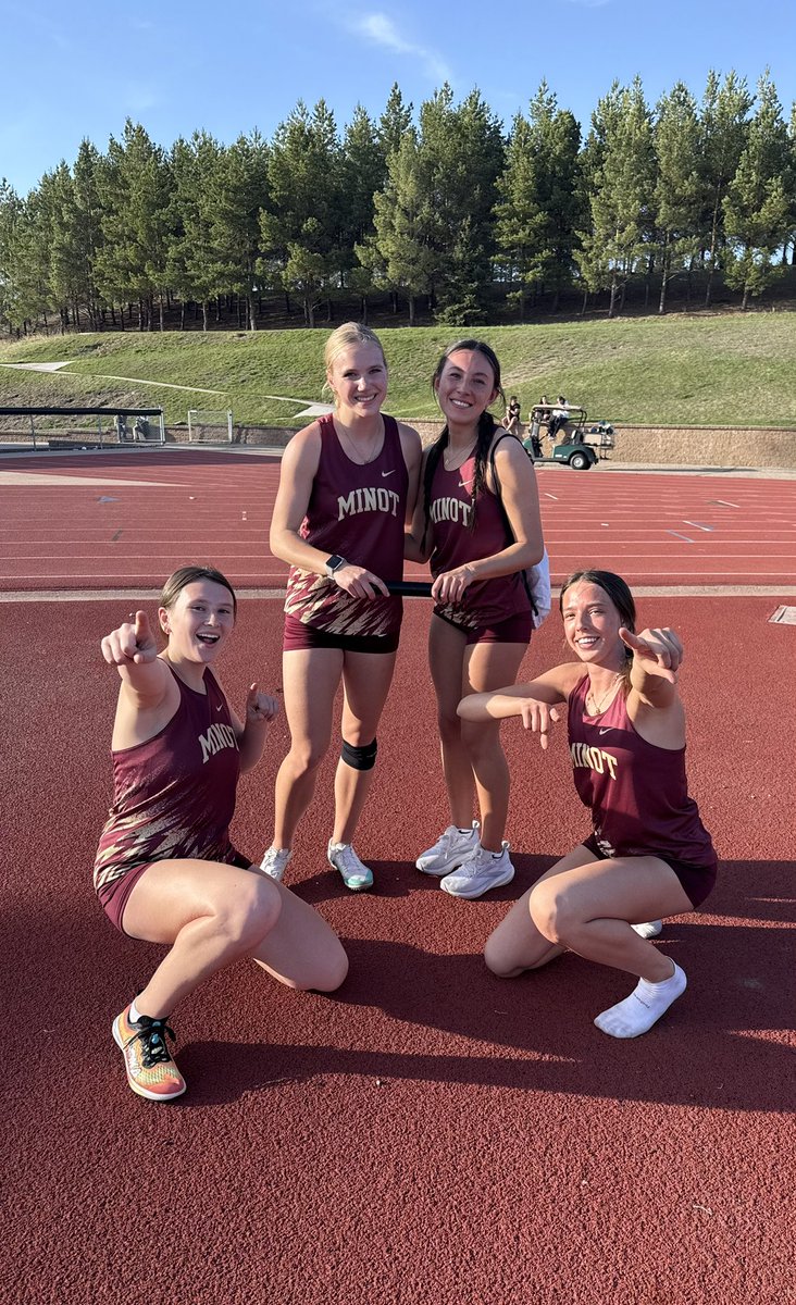 MajettesX's tweet photo. What a great day for a track meet! Sophia Lade SQ in the 800—2:22.01 and the 4x400 relay members Marlee Stamps, Sophia Lade, Scout Ulrickson, and Londyn Lauf —4:11.84.  Congratulations! https://t.co/aaeKiUbV7G
