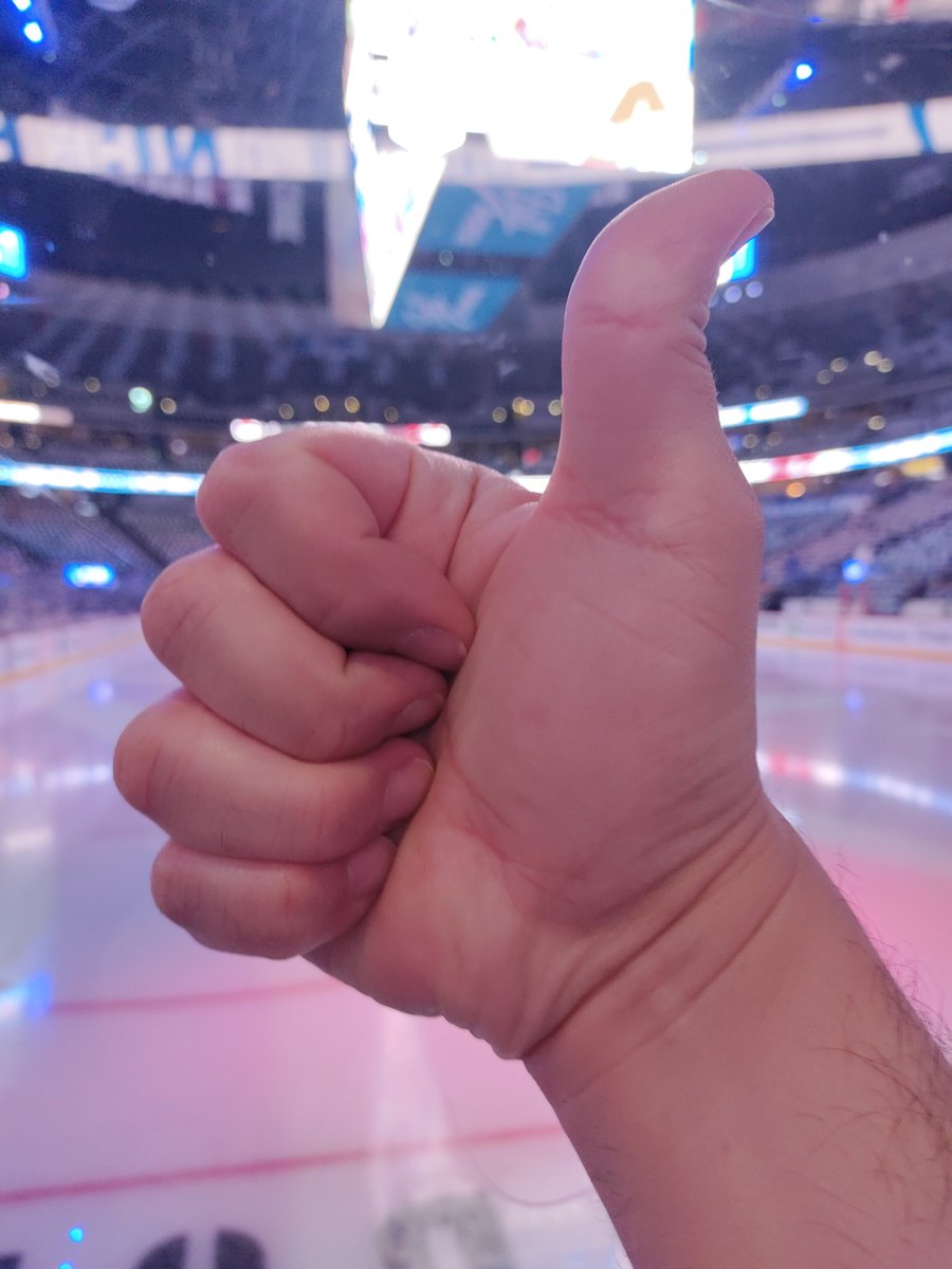 mindofmatthew's tweet photo. Locked and loaded for tonight's #Avs game as they look to take a 2-0 series lead against the Los Angeles Kings in Game Two @ballarenadenver!

Let's play smart and get another win on home ice!

Let's go Avs! #GoAvsGo https://t.co/ZZ3S0nzvsl