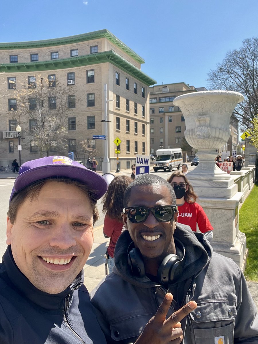 UAWRegion9A's tweet photo. As of today, @hgsuuaw is on strike! Thanks to union siblings from @NOLSW2320, @UAW2322, @32BJSEIU, @UNITEHERE26, @IBEW, and more for joining our members on the picket line... https://t.co/75PIvRVq9g