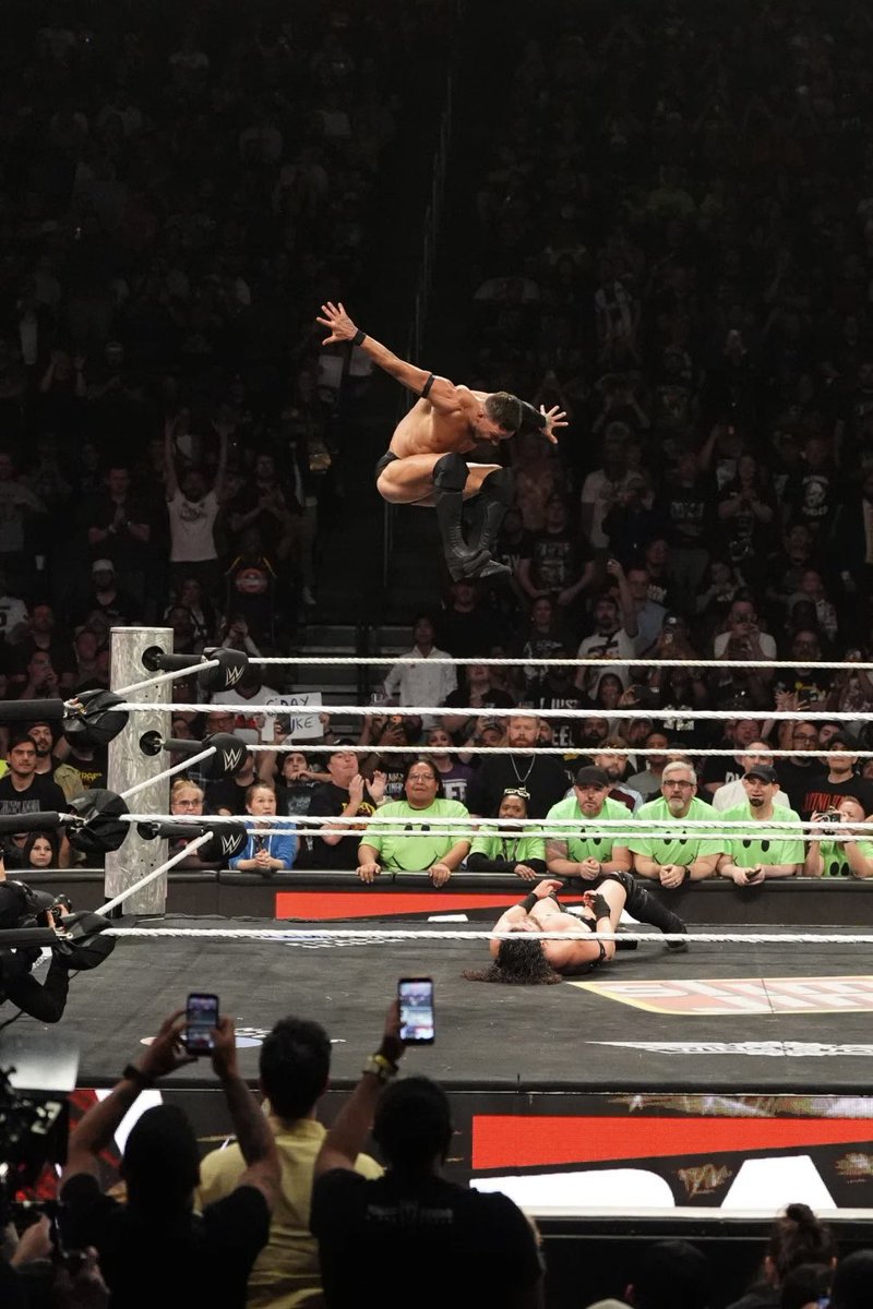 Finn Bálor tweet media