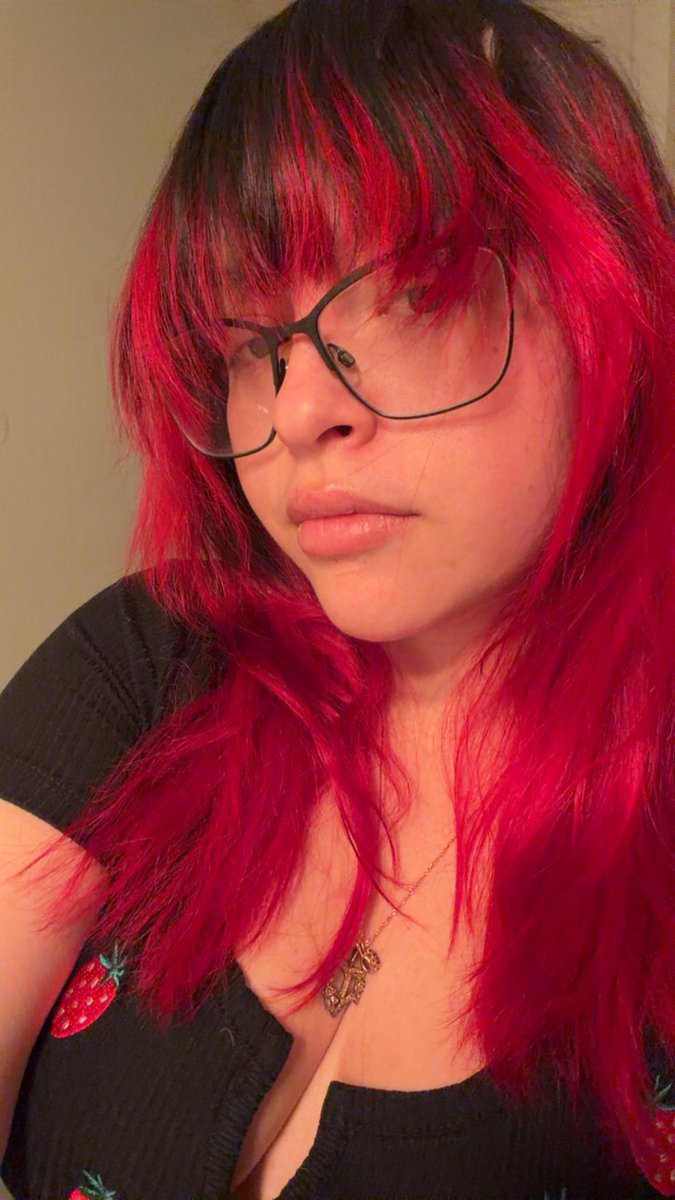 corrupt4mia's tweet photo. new hair who this https://t.co/2bbT1mGW5W