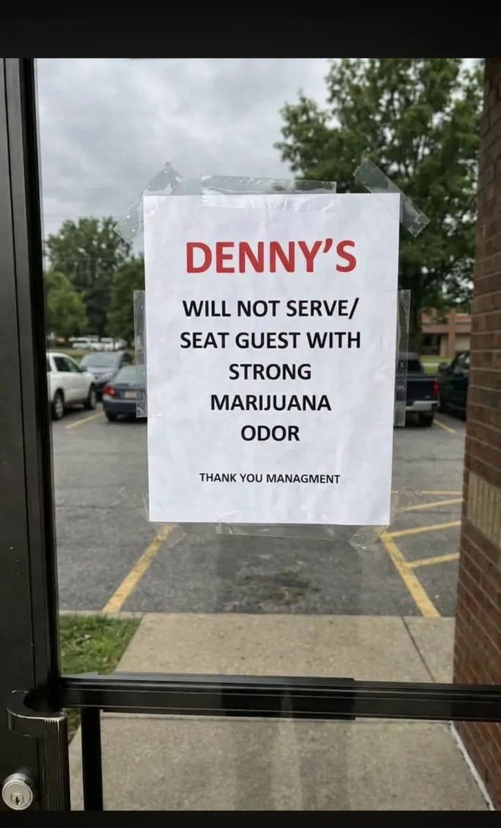 sloozen1's tweet image. #twa #nofatties #signage #bufordpusser #Dennysrestaurant