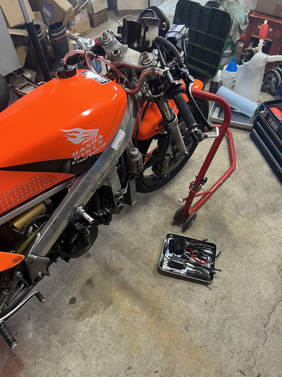 みねた tweet media